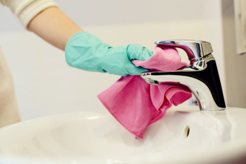 Detailed deep cleaning in a Wandsworth home kitchen